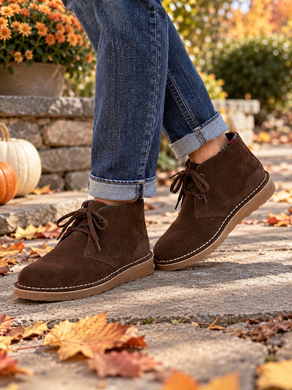L.L.Bean Women’s Brown Suede Chukka Ankle Boots Plaid Lined Size 8.5 M